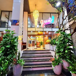 Leha Saigon Airport Aparthotel
